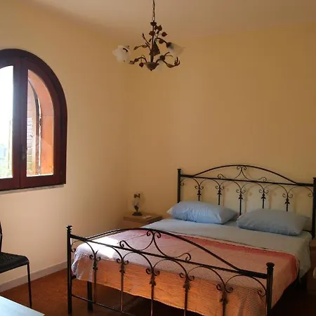 R & S Giardini Naxos